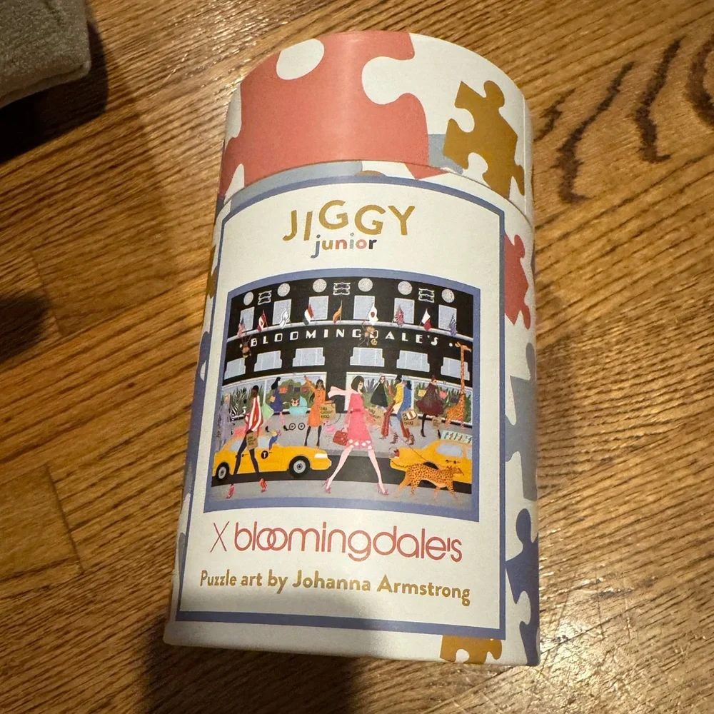 * Last One Jiggy Junior Puzzle 5th‎ Avenue Bloomingdales Gifts Stocking Stuffer